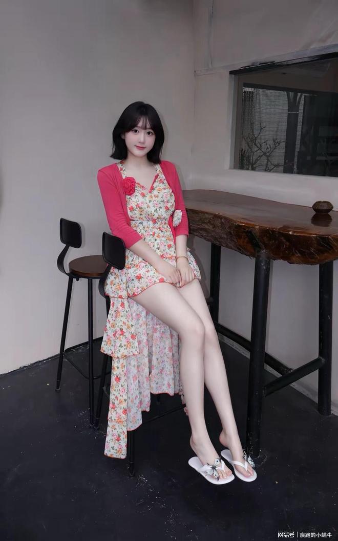 敬一丹葬礼现场,老公女儿灵堂前不愿离去,康辉朱迅朱军现身送别